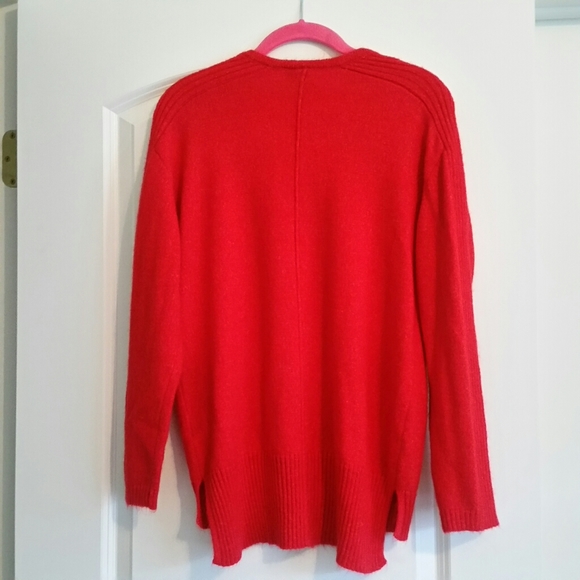 Love by Design vneck tunic sweater. Red. - Picture 3 of 3